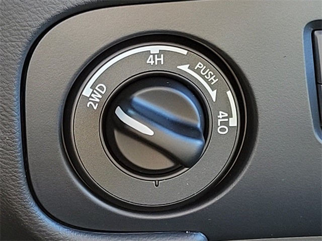 2026 Nissan Frontier SV DARK ARMOR 4WD