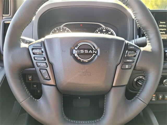 2026 Nissan Frontier SV DARK ARMOR 4WD