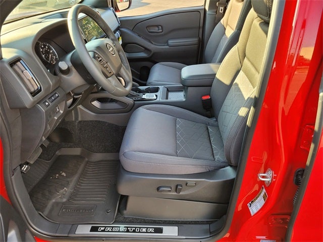 2026 Nissan Frontier SV DARK ARMOR 4WD