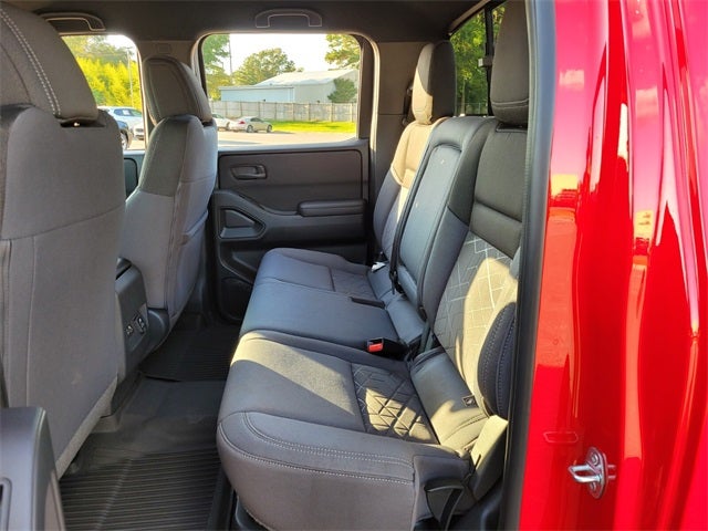 2026 Nissan Frontier SV DARK ARMOR 4WD