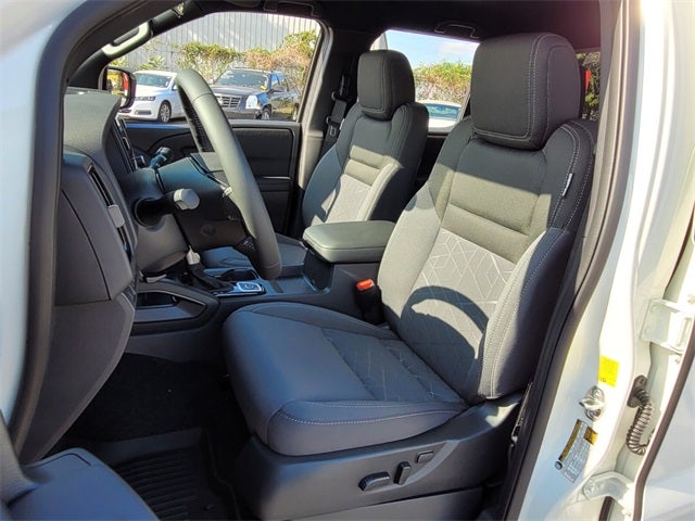 2026 Nissan Frontier SV 4WD