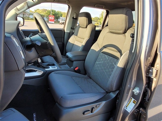 2026 Nissan Frontier SV 4WD