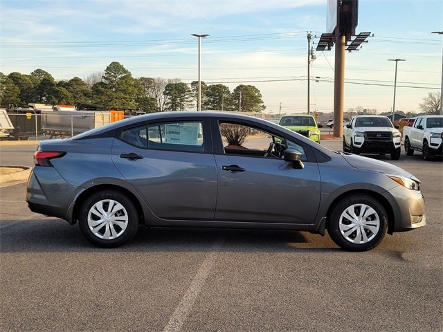 2025 Nissan Versa 1.6 S