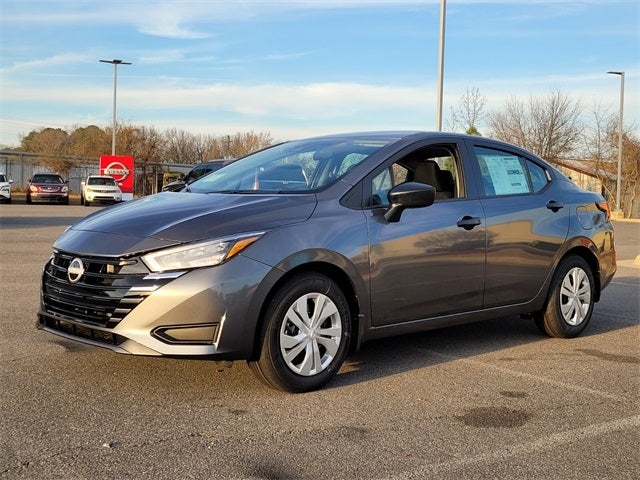 2025 Nissan Versa 1.6 S