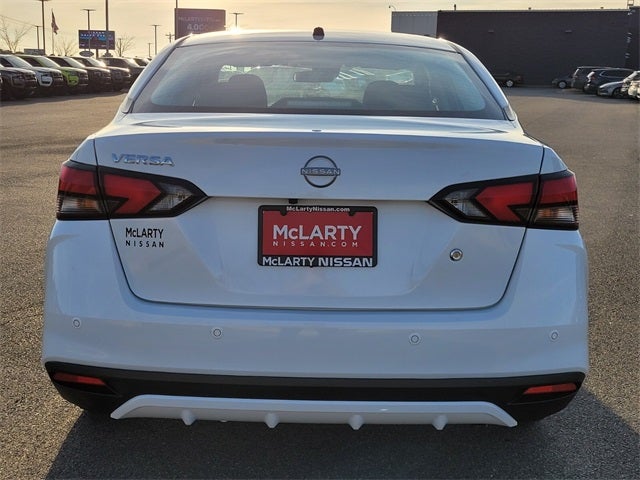 2025 Nissan Versa 1.6 S
