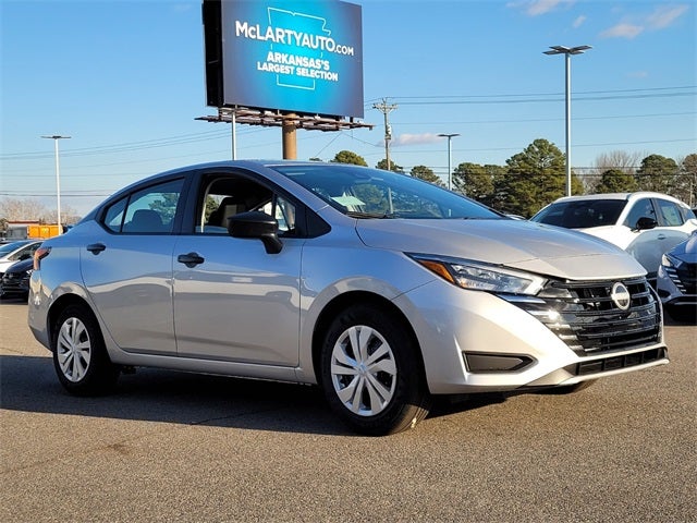 2025 Nissan Versa 1.6 S