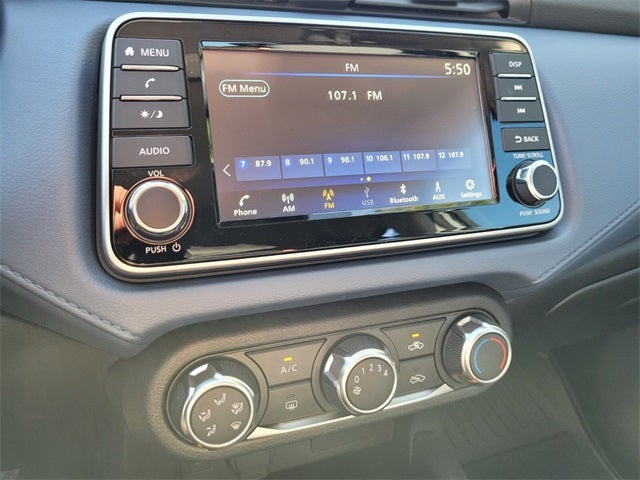 2025 Nissan Versa 1.6 SV