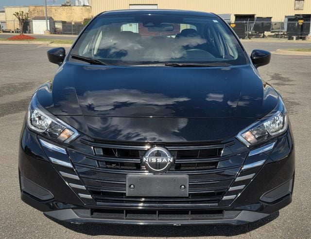 2023 Nissan Versa 1.6 SV