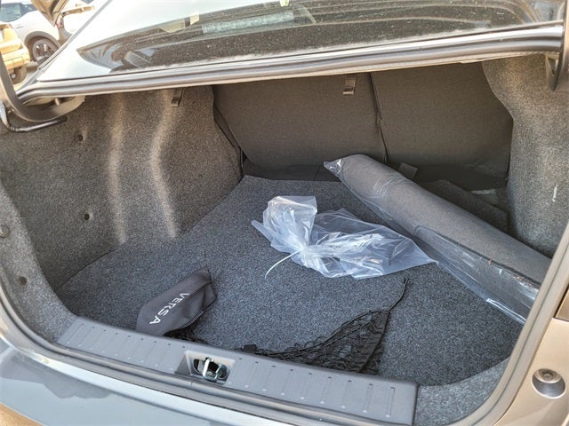 2025 Nissan Versa 1.6 SR