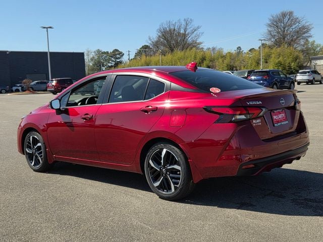 2025 Nissan Versa 1.6 SR