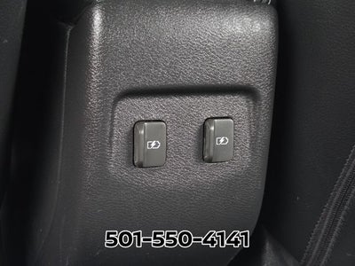 2022 Nissan Kicks SR