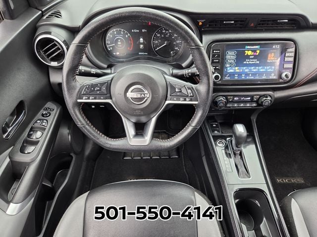 2022 Nissan Kicks SR