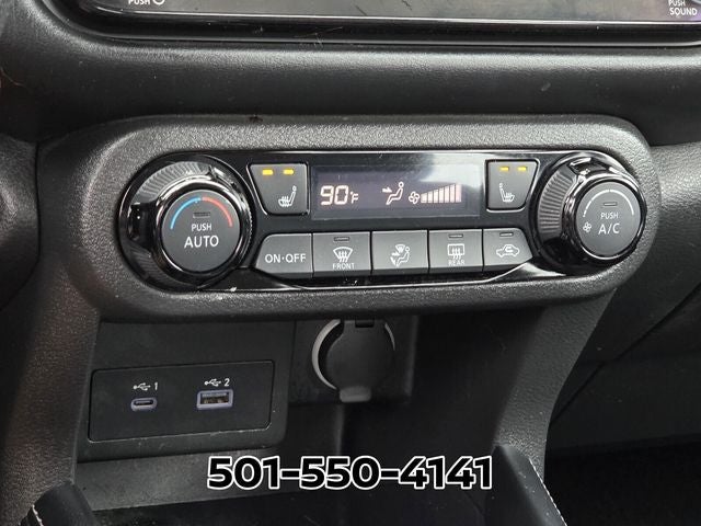 2022 Nissan Kicks SR