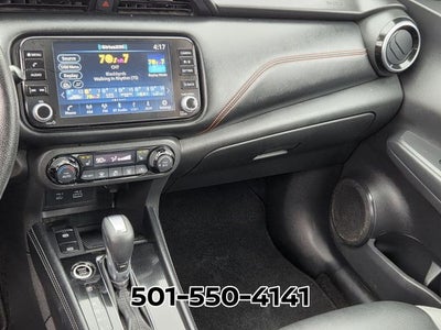 2022 Nissan Kicks SR