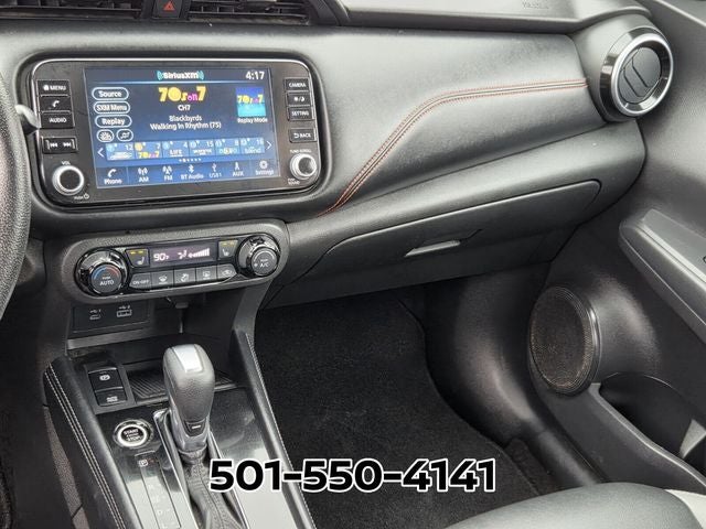 2022 Nissan Kicks SR