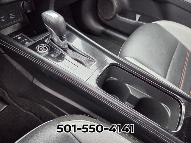 2022 Nissan Kicks SR