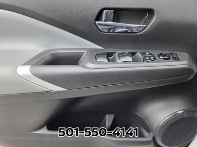 2022 Nissan Kicks SR