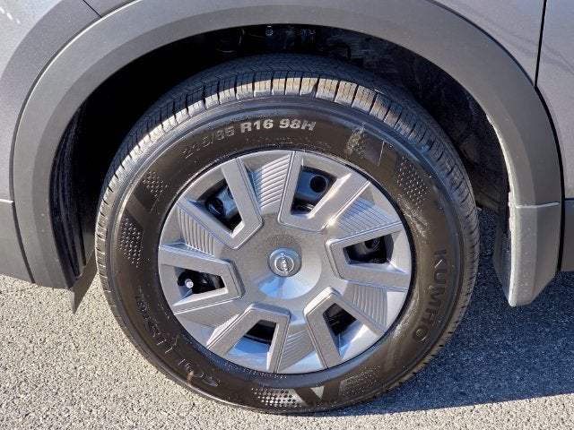 2027 Nissan Kicks S