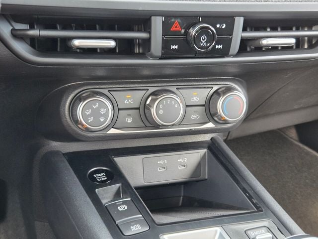2027 Nissan Kicks S