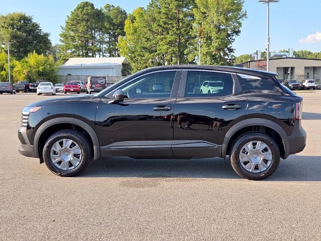 2027 Nissan Kicks S