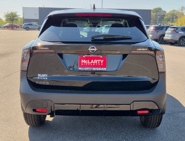 2027 Nissan Kicks S