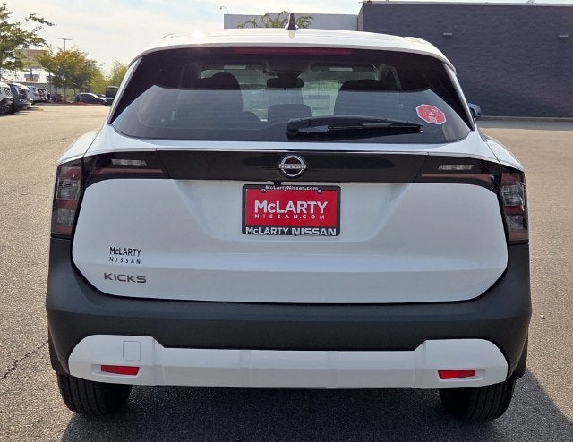 2027 Nissan Kicks S