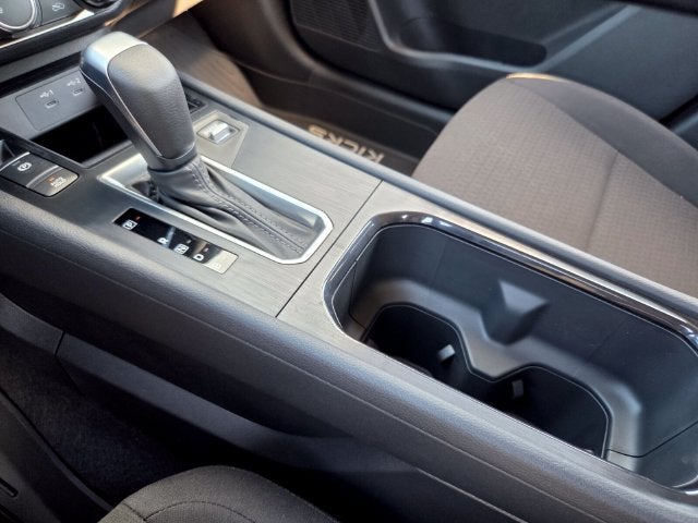 2027 Nissan Kicks S