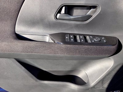 2027 Nissan Kicks S