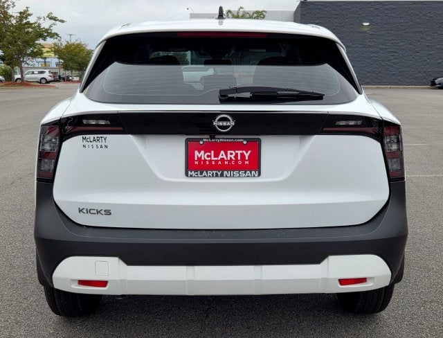 2027 Nissan Kicks S