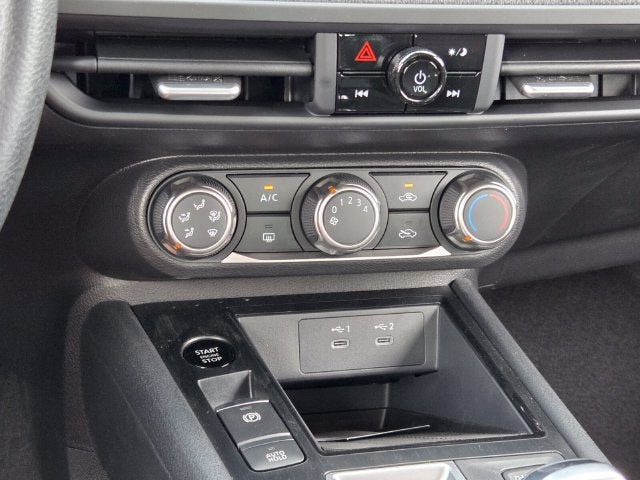 2027 Nissan Kicks S