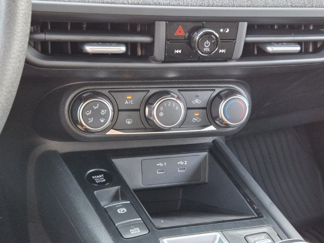 2027 Nissan Kicks S