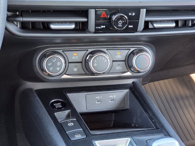 2027 Nissan Kicks S