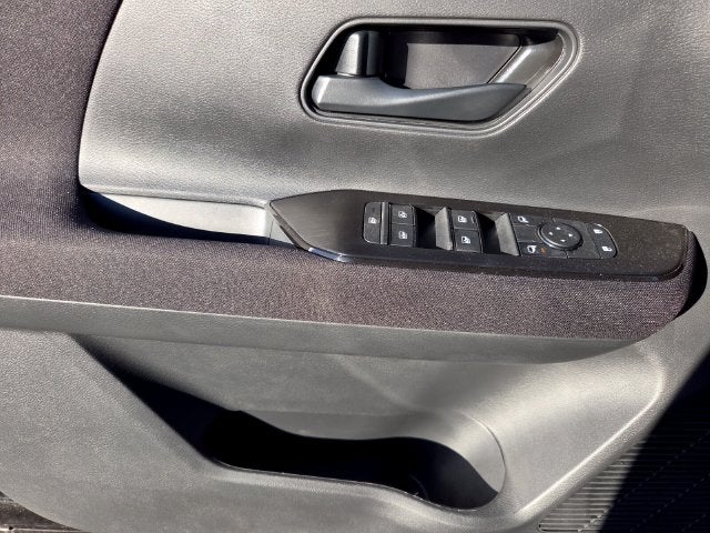 2027 Nissan Kicks S
