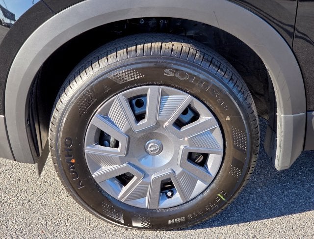 2027 Nissan Kicks S