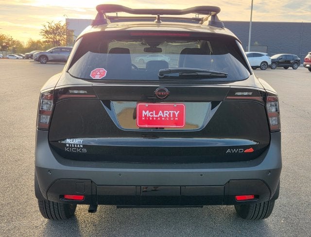 2027 Nissan Kicks SV
