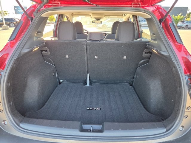 2027 Nissan Kicks SV