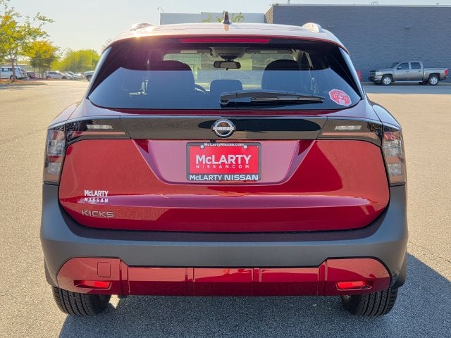2027 Nissan Kicks SV