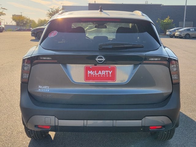2027 Nissan Kicks SV