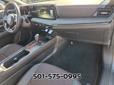 2025 Nissan Kicks SR