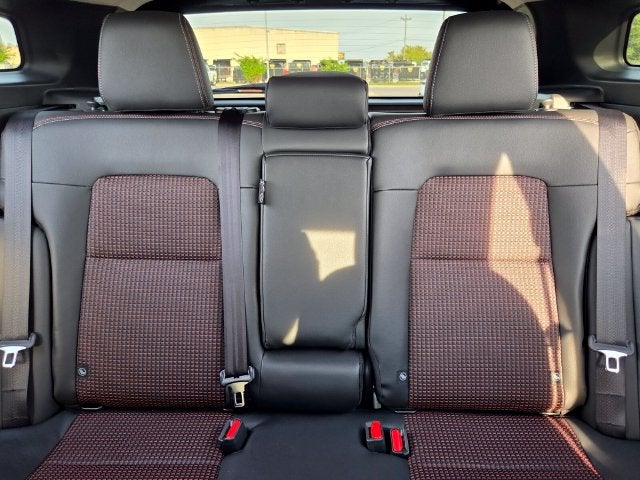2027 Nissan Kicks SR