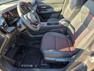 2026 Nissan Kicks SR