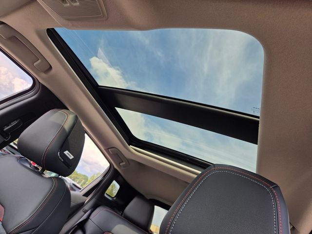 2027 Nissan Kicks SR