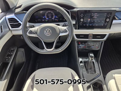 2025 Volkswagen Taos 1.5T SE