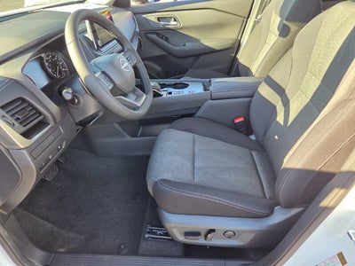 2027 Nissan Rogue SV