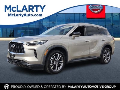 2023 INFINITI QX60 LUXE