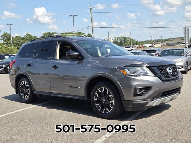 2020 Nissan Pathfinder SL