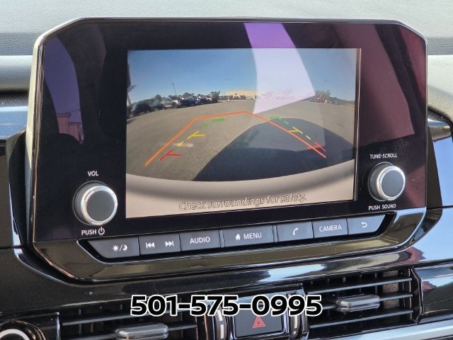 2023 Nissan Pathfinder SV