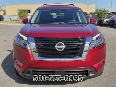 2023 Nissan Pathfinder SV