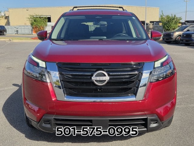 2023 Nissan Pathfinder SV