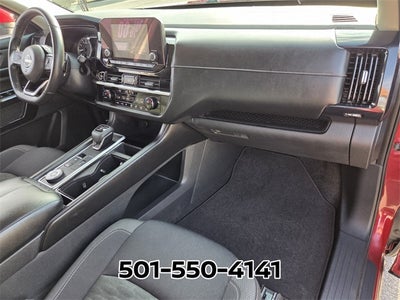 2022 Nissan Pathfinder SV